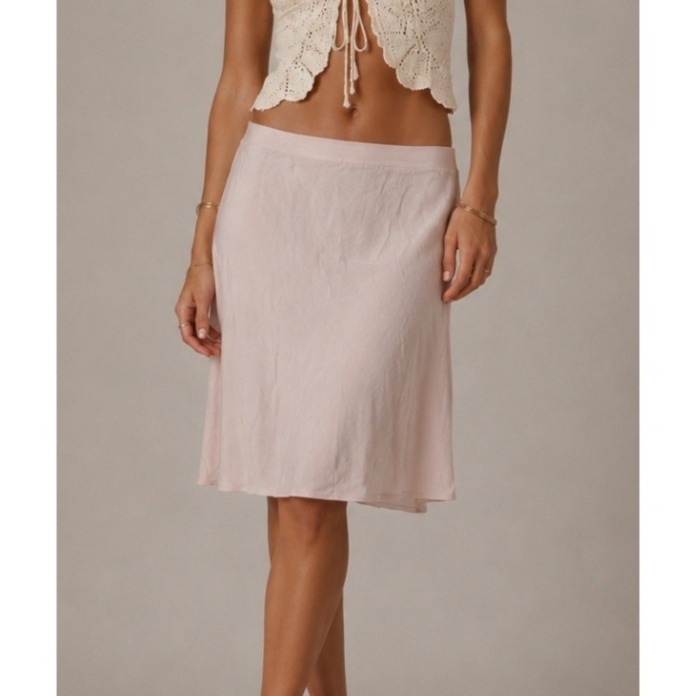 NEW Anthropologie Neutral Blush Pink Viscose Silky Satin Midi Slip Skirt Size S